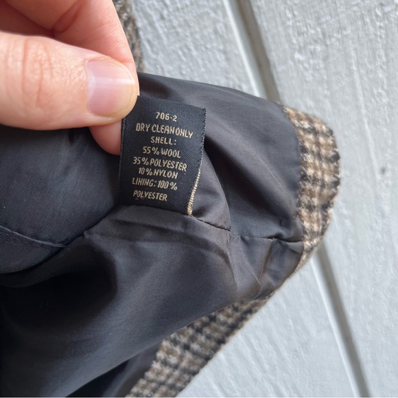 Schaefer Outfitter Laramie Wool Vest in Gun Club Houndstooth Brown Size M - Picture 10 of 10